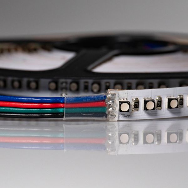 Professional LED Strip SMD3535 Refond RGB, 120LED RGB/M, 24VDC (5M) MI-LED-RGB1202420-3535 photo