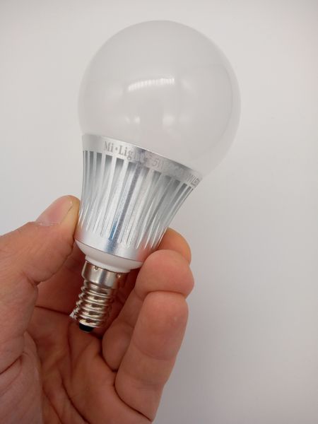 LED smart light bulb MiLight, 5W, RGBW, E14 LL013 photo