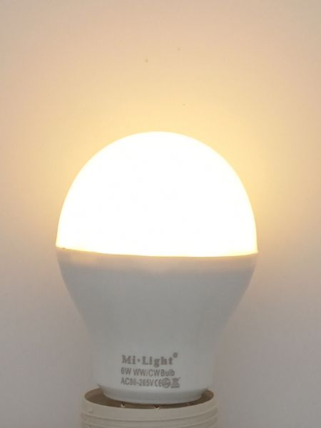 Світлодіодна smart лампочка MiLight Dual White (подвійний білий), 6W LL017 фото