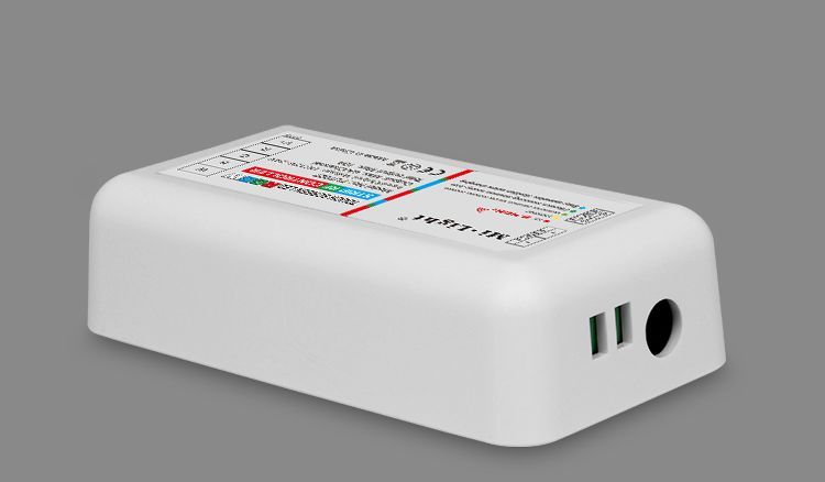 Радіо контроллер для RGBW стрічки з пультом, сенсорний (2,4 ГГц) RLC027-RGB фото
