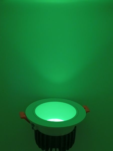Умный потолочный врезной точечный светильник Антиблик 60гр., 12Вт, 110-220 В, RGB+2700-6500К, RF2. DL071 фото